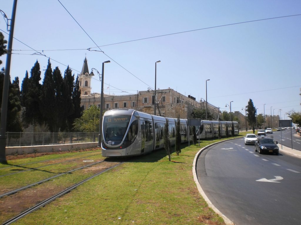 בראשי, רכבת קלה, חברות בנייה בירושלים