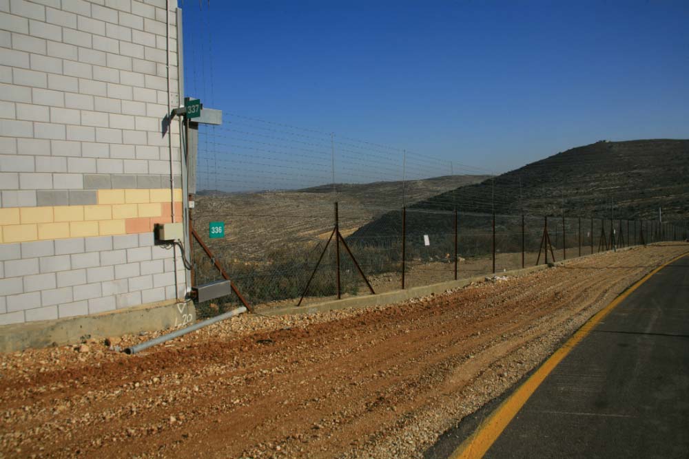 בראשי, קו התפר, כביש, קבלנים בירושלים