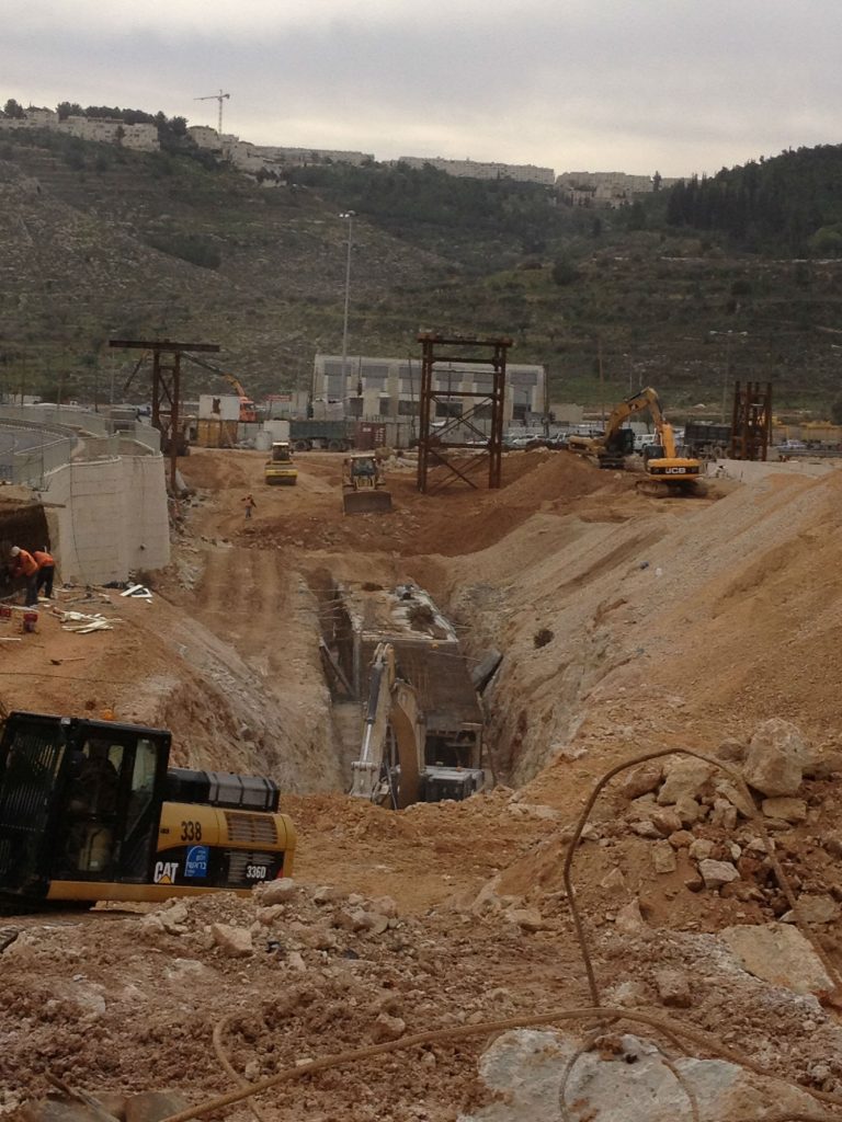 בראשי, כביש בגין, קבלנים מומלצים, בירושלים