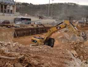 בראשי, כביש בגין דרום, קבלנים בירושלים