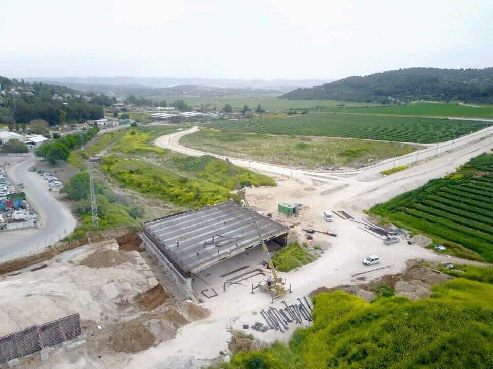 בראשי,כביש בהקמה, חברות בנייה בישראל